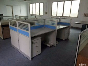 重慶辦公家具全攻略 從屏風隔斷到班臺書柜，打造高效辦公空間